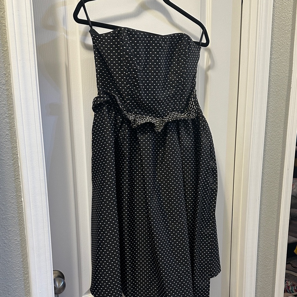 Elegant Black Polka Dot Strapless Dress